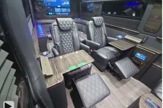 Empyra Limousine