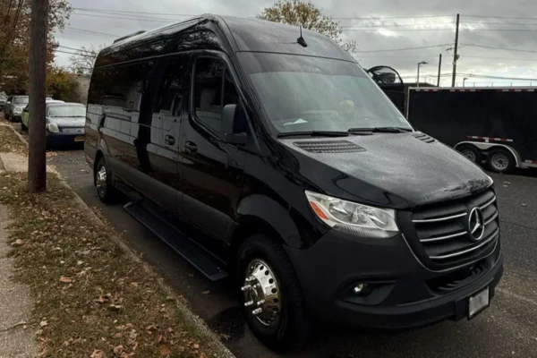 14 passengers merceds sprinter van executive